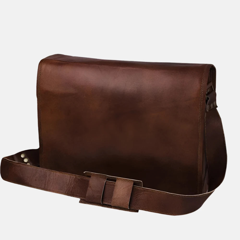 wholesale-leather-messenger-bag-side